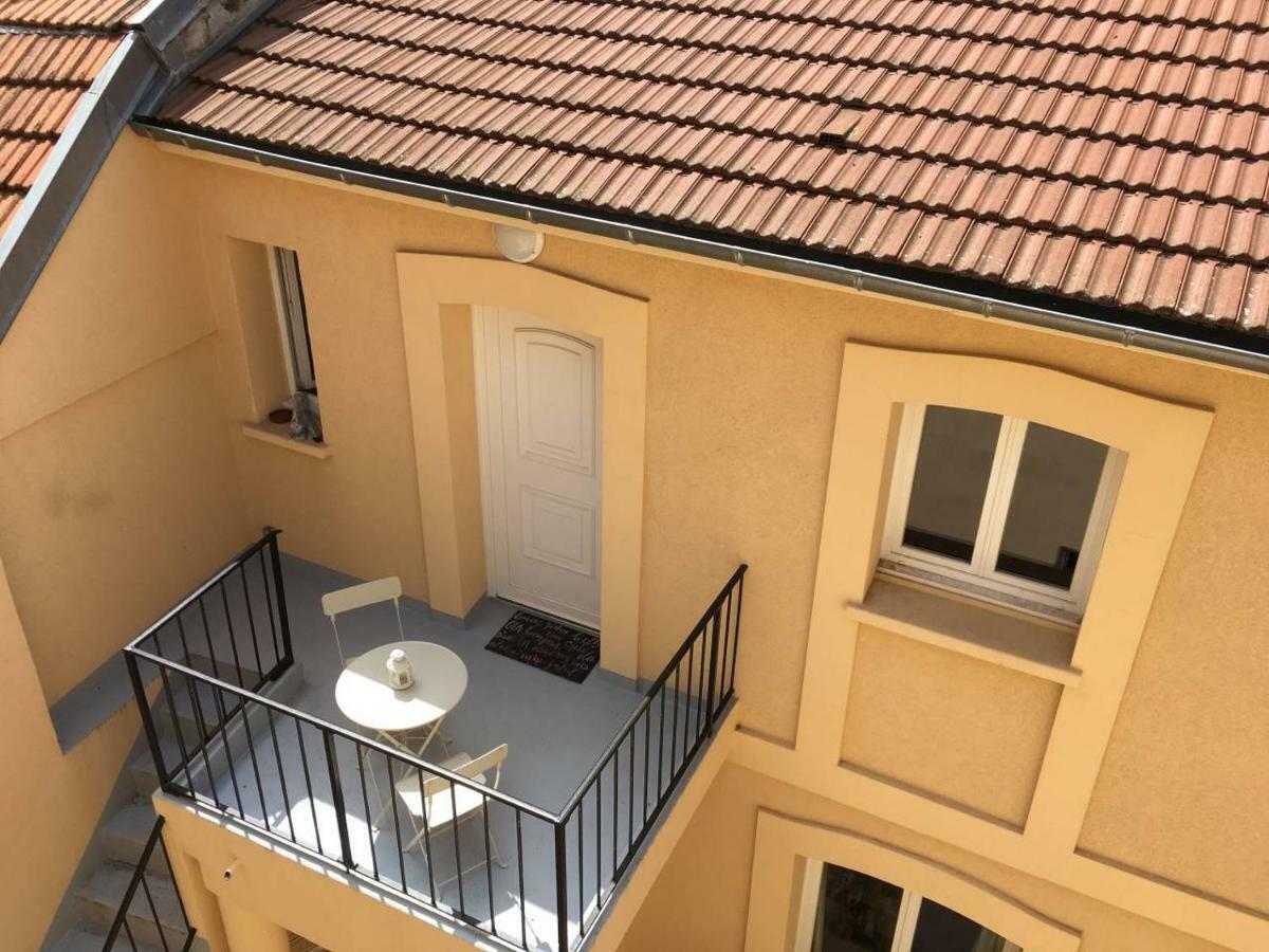 Cosy Et Calme F2 En Plein Centre Ville Vichy Exterior foto